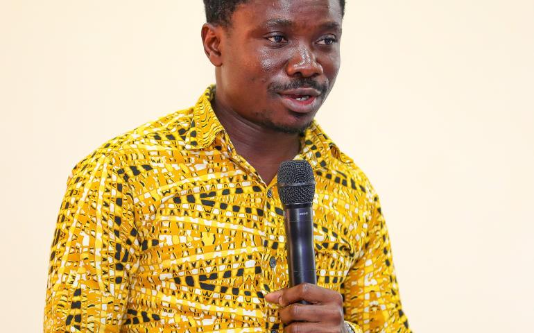 Dr Jonathan 